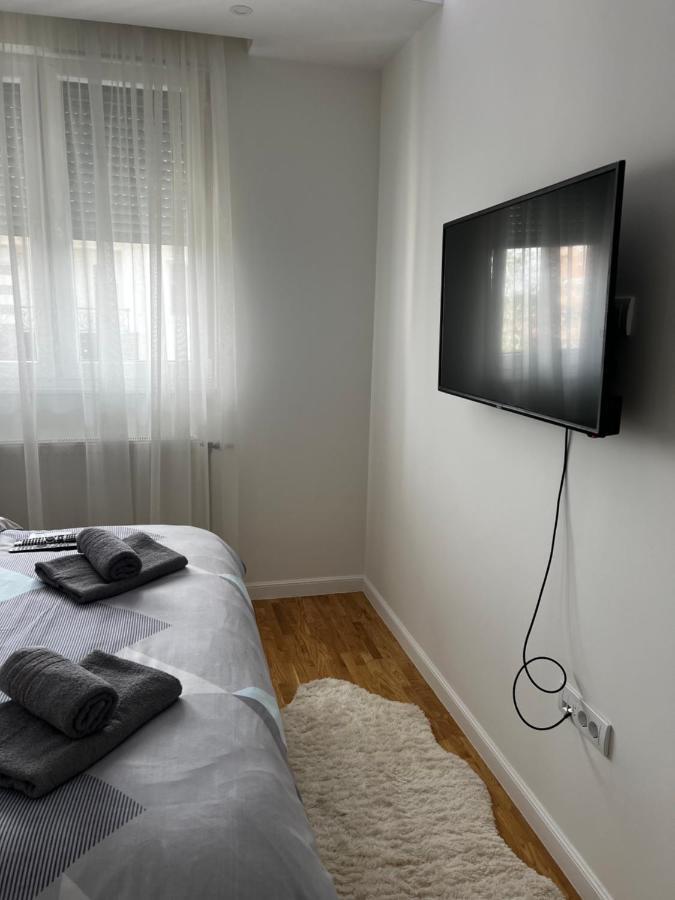 Apartman Exit Bijeljina Exterior foto